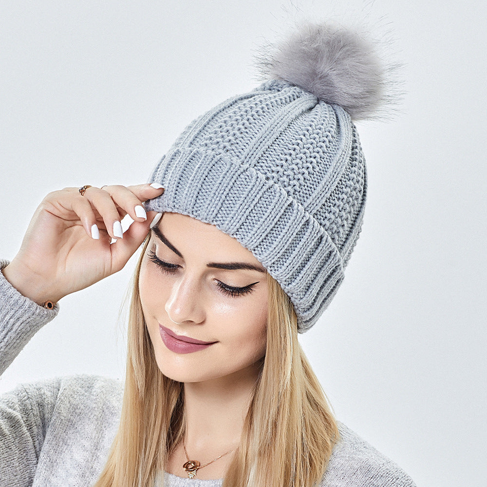 Winter Knit Beanie with Faux Fur Pom Pom – Warm, Stretchy & Stylish Hat for Women